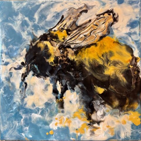 Bee Entertaining