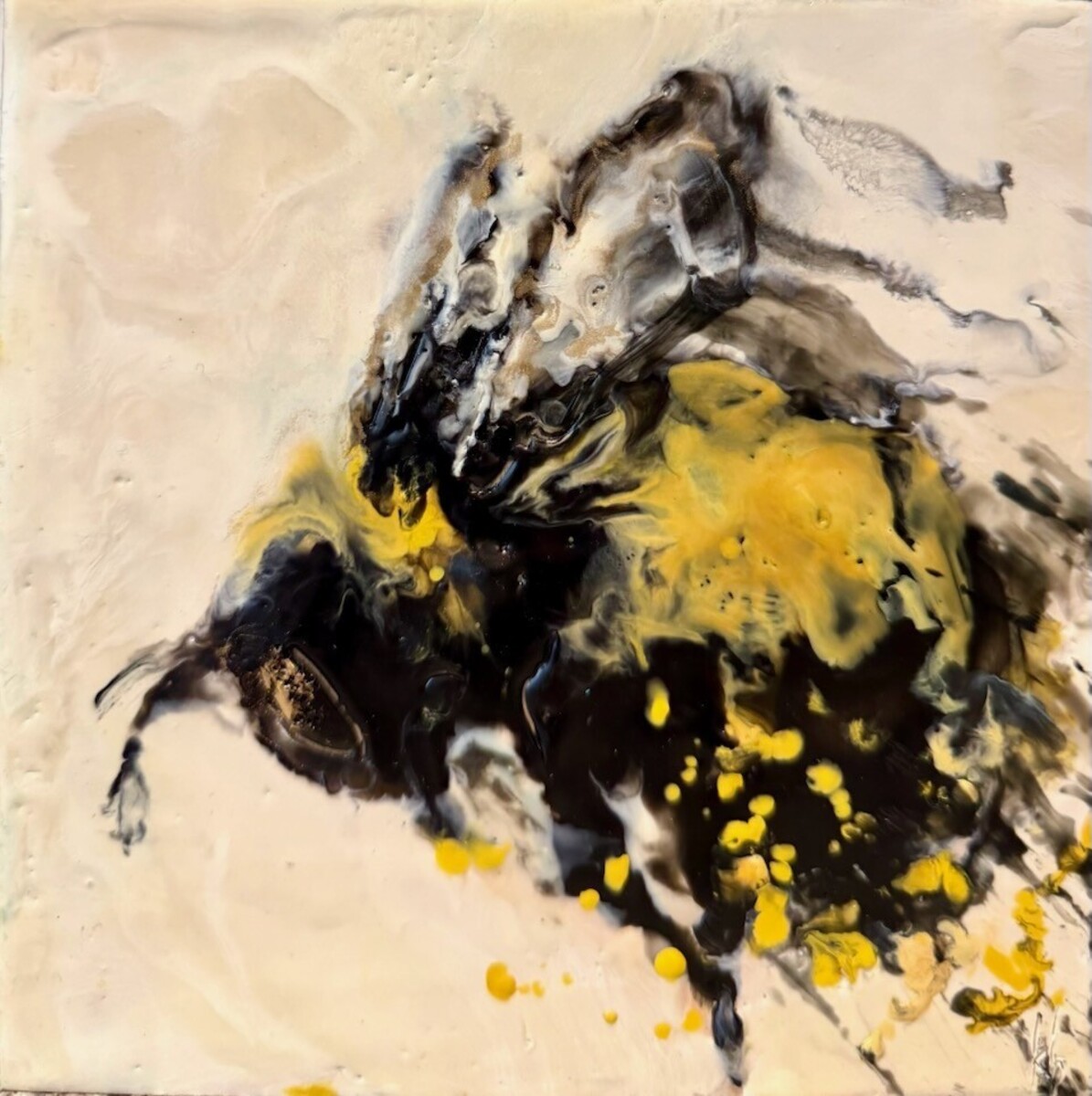Bee Magnificent