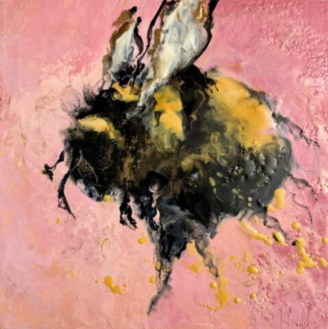 Bee Grand